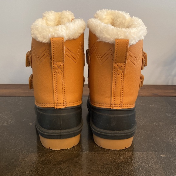 Cat & Jack Denver Toddler Boy Snow Boots - Picture 6 of 9